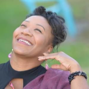 Meet your Posher, Temeka